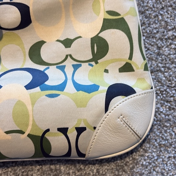 🩵Vintage Y2K Limited addition coach bag!💙 - Picture 7 of 12